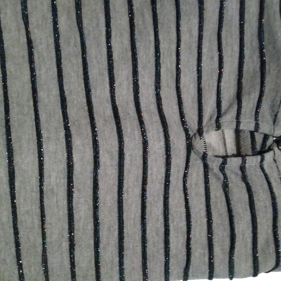 Wide fable blouse - Picture 3 of 7